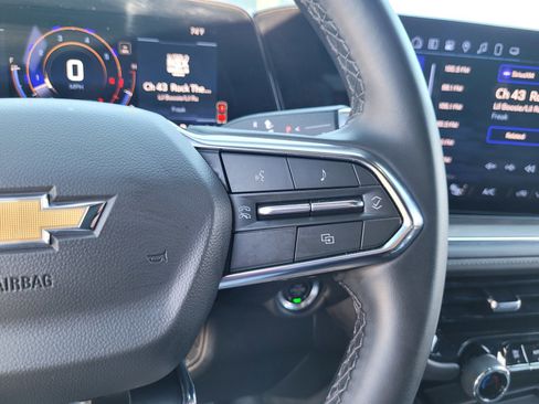 Used 2025 Chevrolet Tahoe LT AWD/4WD image 21