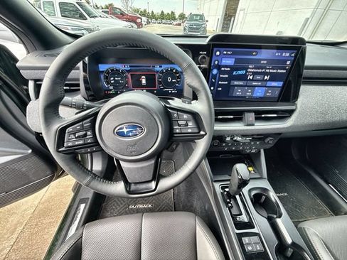 Used 2026 Subaru Outback Limited AWD/4WD image 14