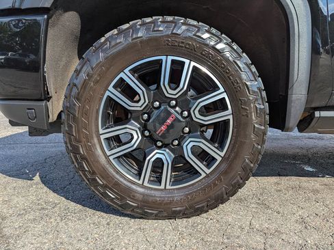 Used 2022 GMC Sierra 3500 AT4 w/ AT4 Preferred Package AWD/4WD image 50