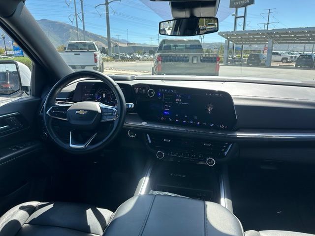 Certified 2025 Chevrolet Suburban LT AWD/4WD image 29