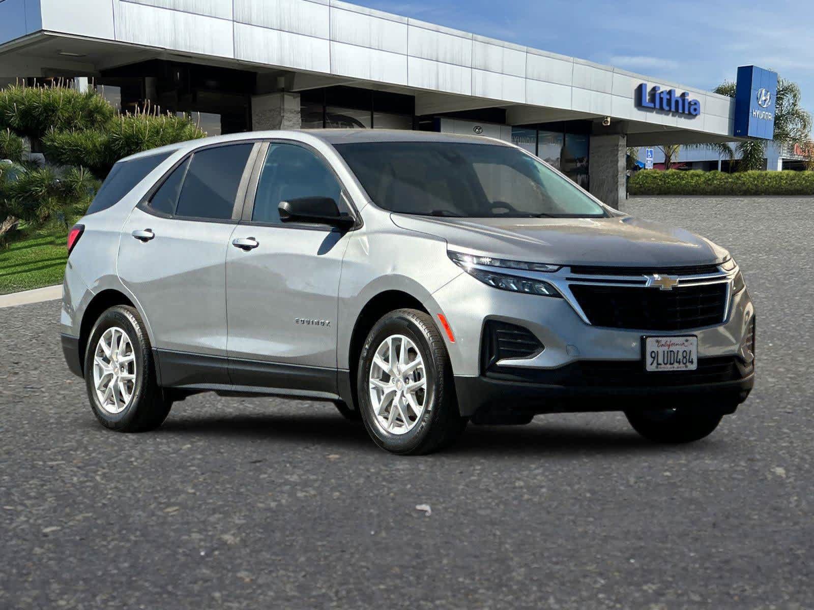 Used 2023 Chevrolet Equinox LS w/ LPO, Floor Liner Package FWD image 10