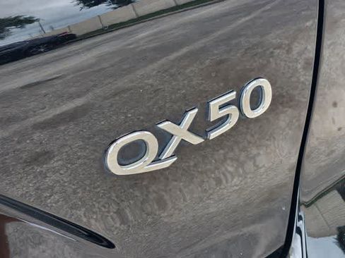 Used 2020 INFINITI QX50 Sensory w/ Proactive Package FWD image 7