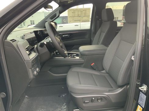 New 2026 Chevrolet Tahoe LS image 10