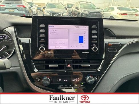 Used 2023 Toyota Camry LE FWD image 29