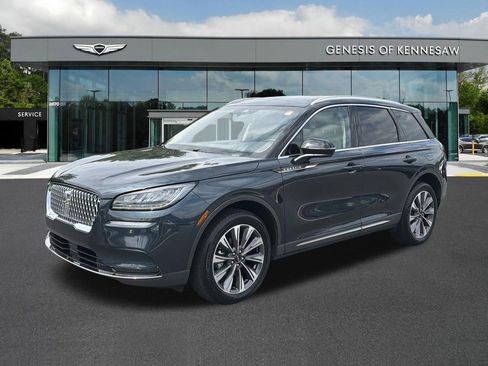 Used 2021 Lincoln Corsair Reserve w/ Elements Package FWD image 3