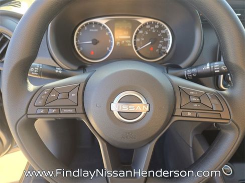 New 2025 Nissan Kicks Play S image 10