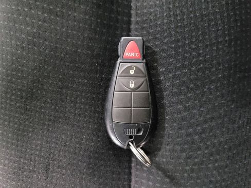 Used 2017 Dodge Grand Caravan SE w/ Power Window Group image 32