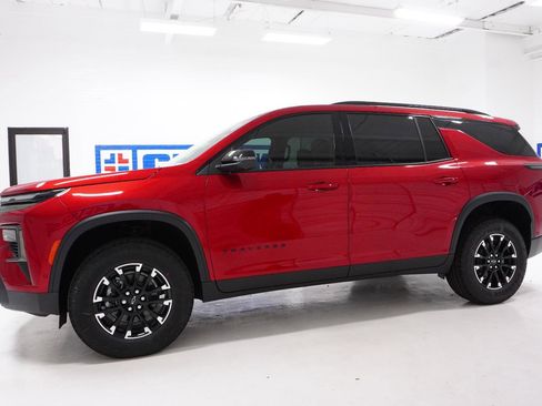 New 2026 Chevrolet Traverse Z71 w/ Enhanced Driving Package AWD/4WD image 11