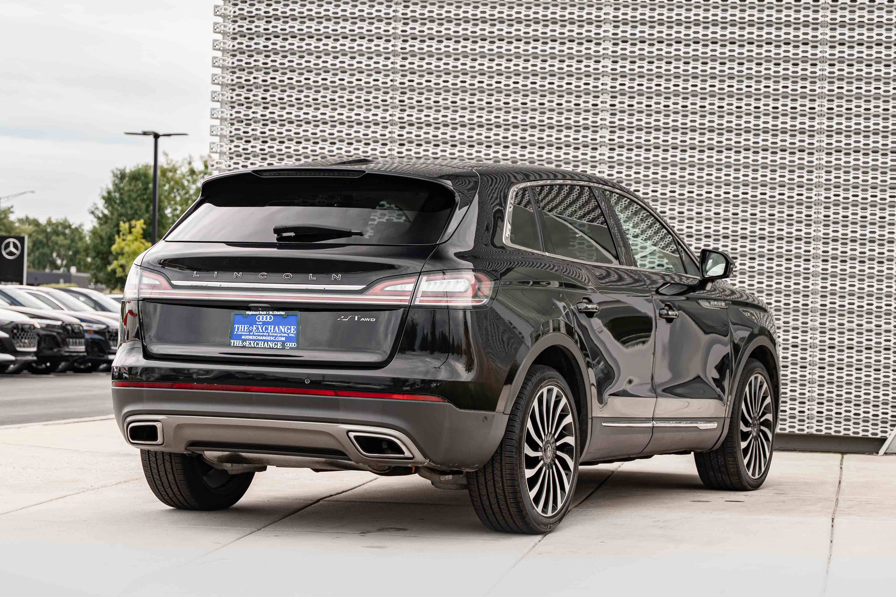Used 2020 Lincoln Nautilus Black Label AWD/4WD image 4