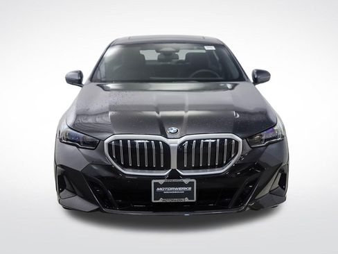 Used 2026 BMW 530i xDrive AWD/4WD image 8