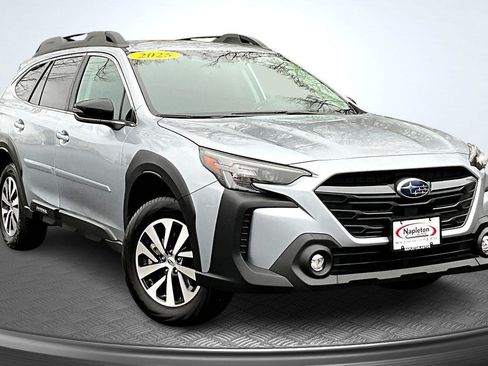 Used 2025 Subaru Outback Premium w/ Popular Package #1A AWD/4WD image 12