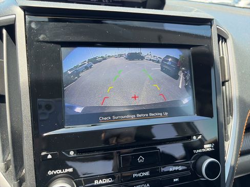 Used 2021 Subaru Crosstrek 2.0i Premium image 14