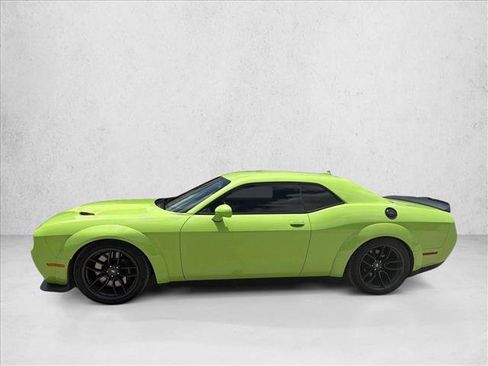 Used 2019 Dodge Challenger R/T Scat Pack RWD image 2