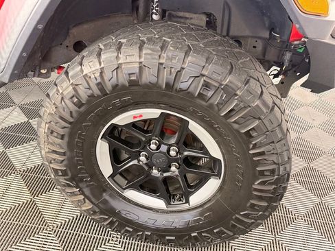 Used 2018 Jeep Wrangler Unlimited Rubicon AWD/4WD image 22