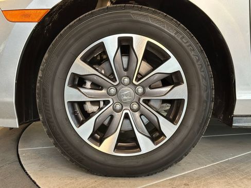 Used 2024 Honda Odyssey EX-L image 27
