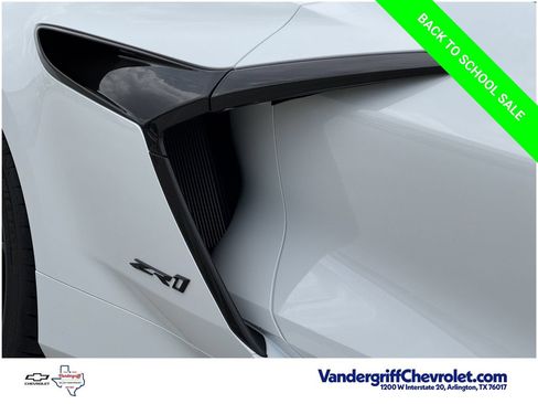 New 2027 Chevrolet Corvette ZR1 w/ ZR1 Carbon Fiber Aero Package RWD image 7