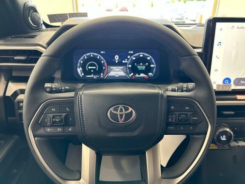 Used 2026 Toyota 4Runner Limited AWD/4WD image 10