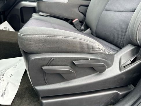 Used 2018 Chevrolet Silverado 1500 LT image 12