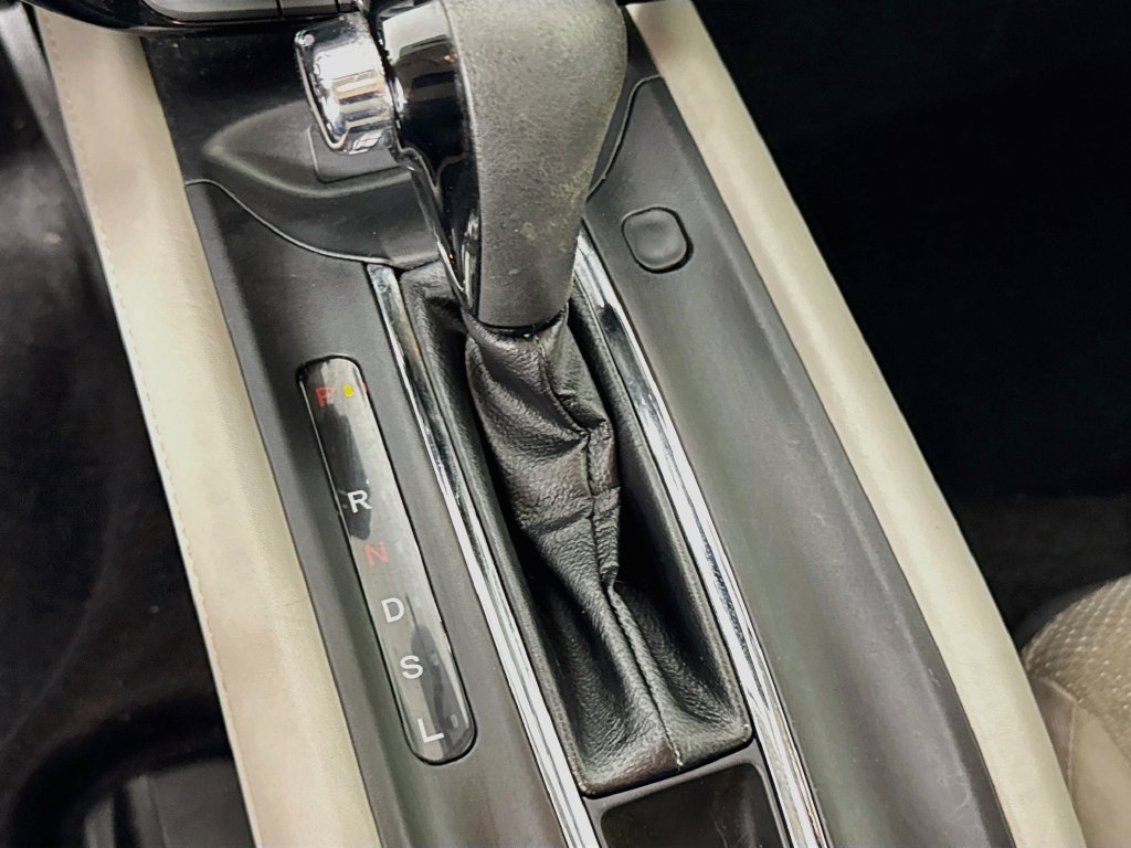 Used 2016 Honda HR-V LX image 18