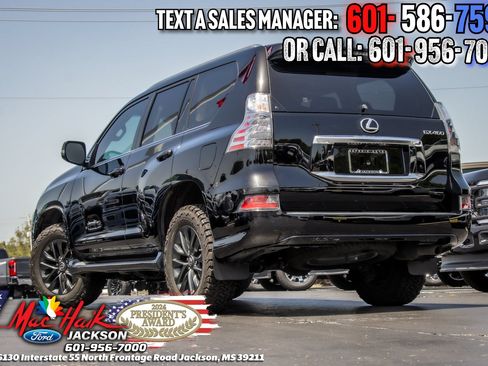 Used 2023 Lexus GX 460 Premium w/ Premium Package AWD/4WD image 4