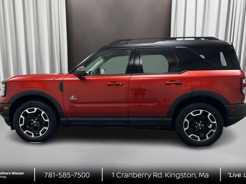 Used 2024 Ford Bronco Sport Outer Banks w/ Tech Package AWD/4WD image 8