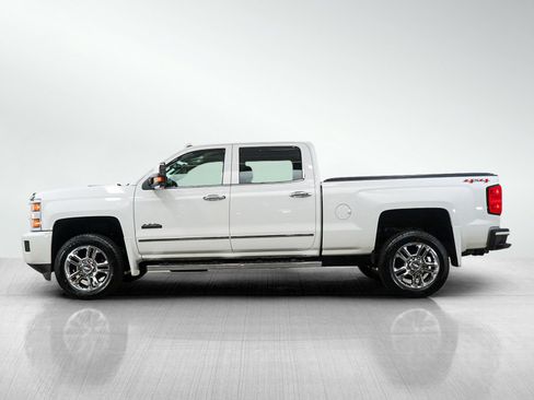 Used 2015 Chevrolet Silverado 2500 High Country w/ Duramax Plus Package AWD/4WD image 2