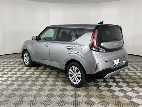 Certified 2023 Kia Soul LX image 22
