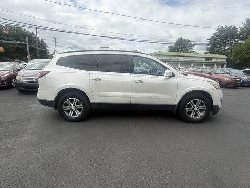 Used 2015 Chevrolet Traverse LT AWD/4WD image 9