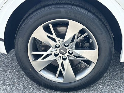 Used 2025 Genesis GV70 3.5T Sport AWD/4WD image 44