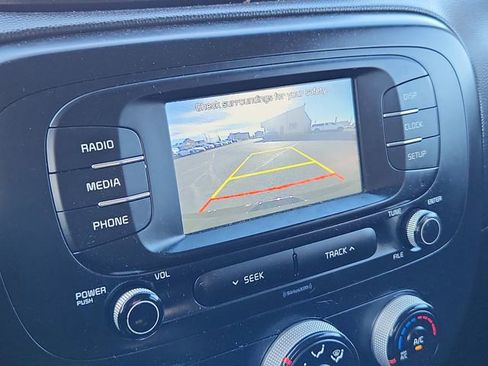 Used 2019 Kia Soul Base 4D Hatchback image 27