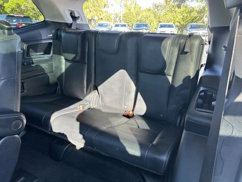 Used 2020 Subaru Ascent Limited w/ Technology Package image 16