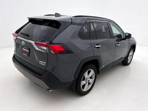 Used 2020 Toyota RAV4 Limited AWD/4WD image 7