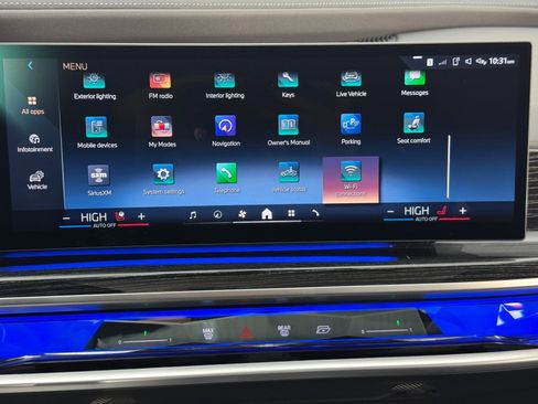 Used 2024 BMW 760i xDrive w/ Premium Package 2 image 29