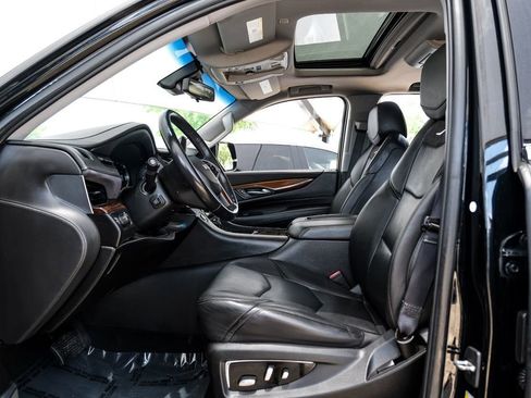Used 2019 Cadillac Escalade Premium Luxury w/ LPO, Radiant Package RWD image 3