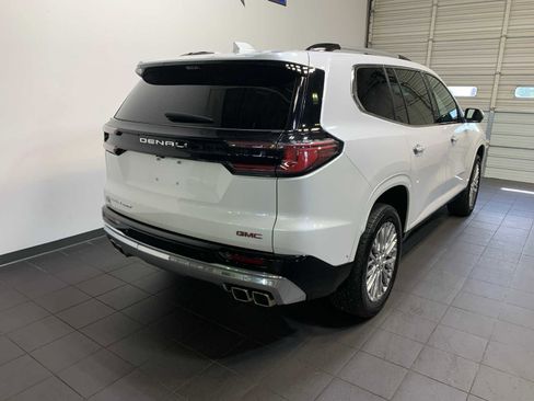 Used 2024 GMC Acadia Denali w/ Super Cruise Package image 3