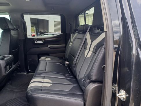 Used 2022 Chevrolet Silverado 1500 RST AWD/4WD image 19