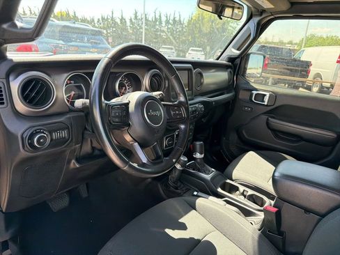 Used 2020 Jeep Wrangler Unlimited Sport S image 14