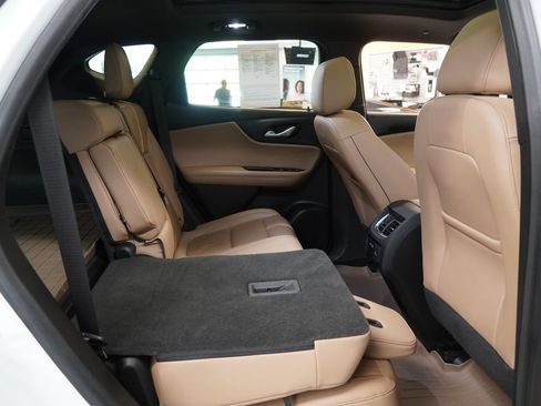 Used 2019 Chevrolet Blazer Premier w/ Sun and Wheels Package FWD image 33