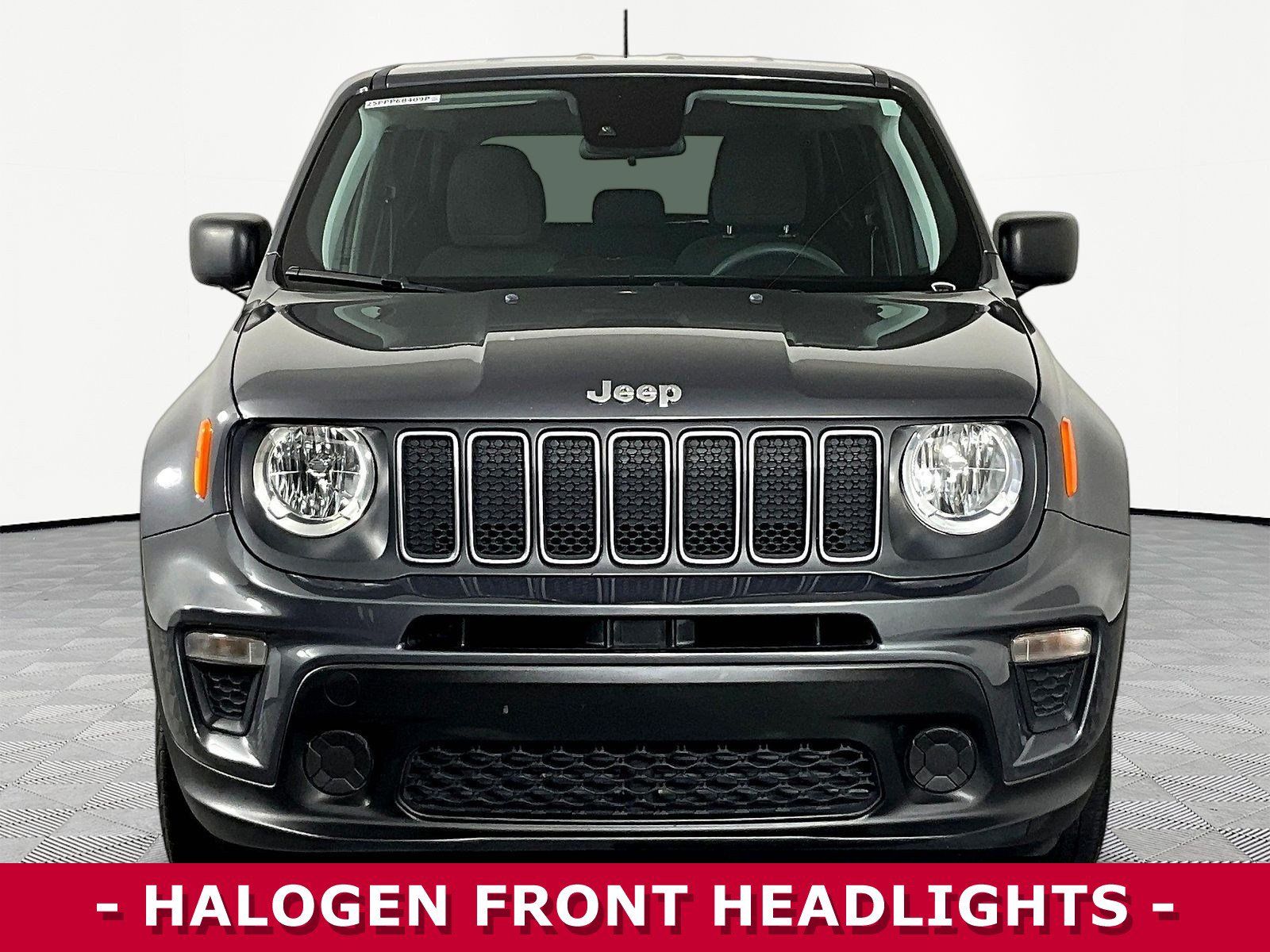 Used 2023 Jeep Renegade Latitude AWD/4WD image 2