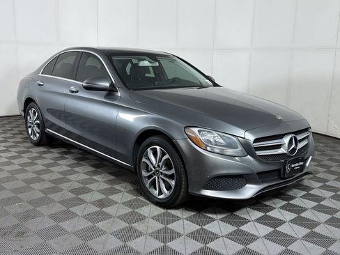 Used 2018 Mercedes-Benz C 300 4MATIC Sedan image 7