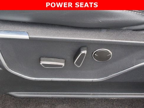 Used 2022 Ford F150 Lariat w/ Equipment Group 502A High AWD/4WD image 17