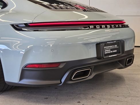 Certified 2025 Porsche 911 Carrera image 8
