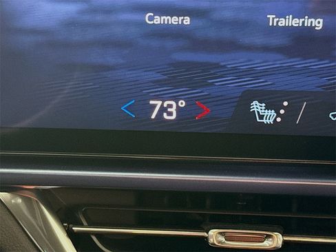 New 2026 Chevrolet Equinox EV LT image 15