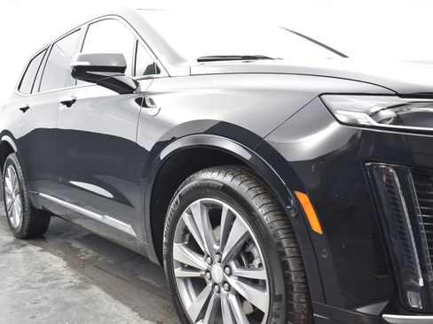 Used 2024 Cadillac XT6 Premium Luxury w/ Technology Package image 37