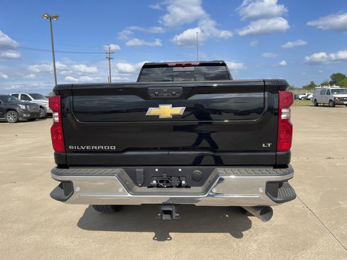 Used 2025 Chevrolet Silverado 2500 LT w/ Texas Edition image 5
