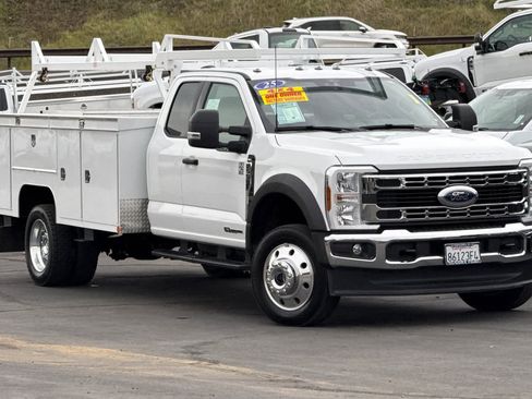 Used 2025 Ford F550 4x4 SuperCab Super Duty w/ XLT Value Package image 2