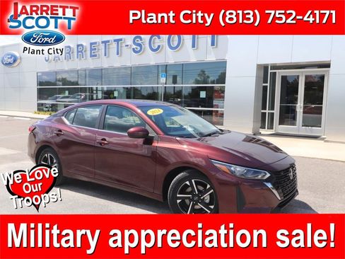 Used 2024 Nissan Sentra SV FWD image 1