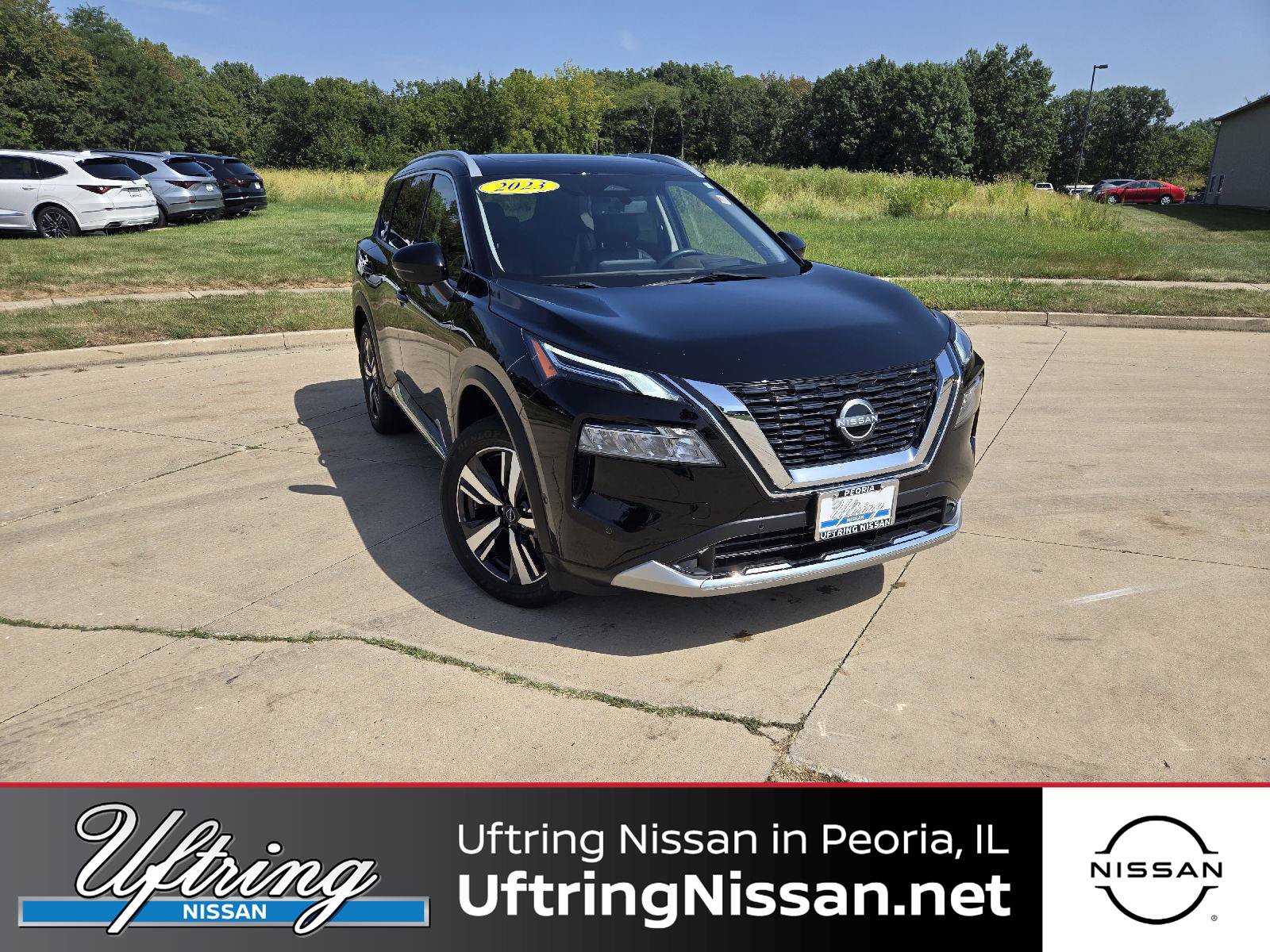 Used 2023 Nissan Rogue Platinum w/ Platinum Premium Package AWD/4WD image 1