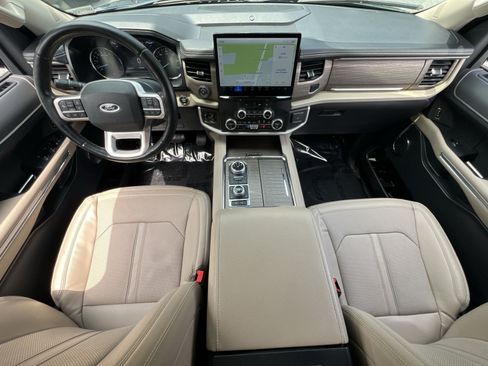 Used 2023 Ford Expedition Limited AWD/4WD image 13