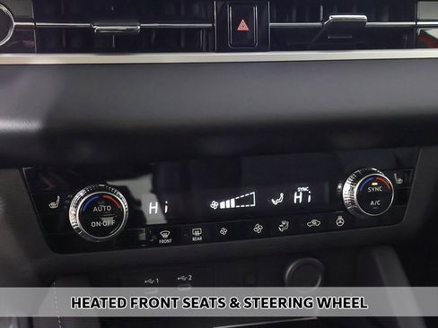 New 2026 Mitsubishi Outlander SE image 8